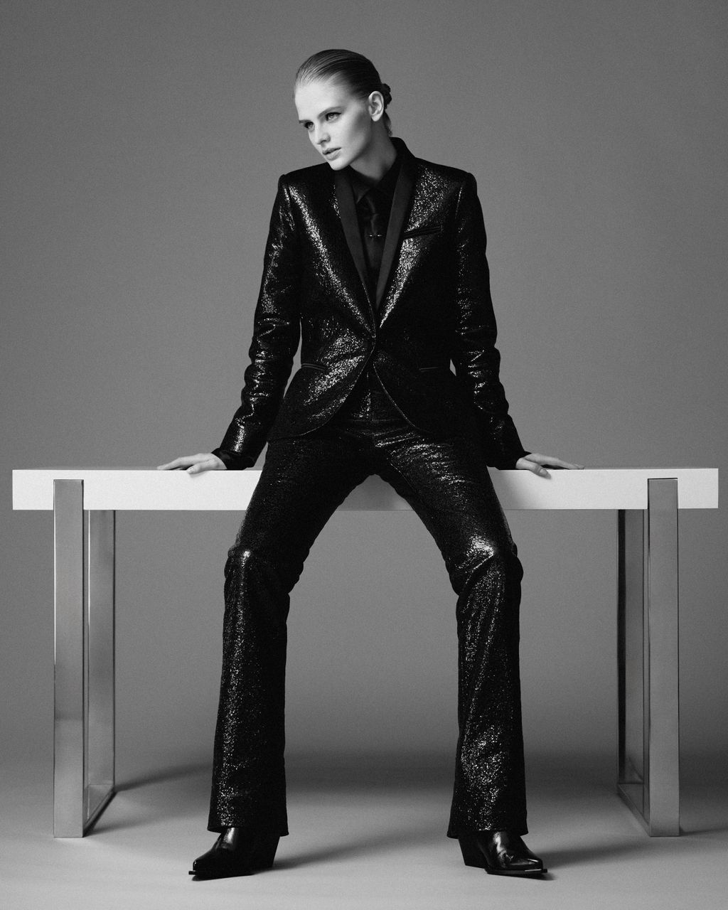 Fashion Week Paris Fall/Winter 2025 look 44 from the Barbara Bui collection womenswear