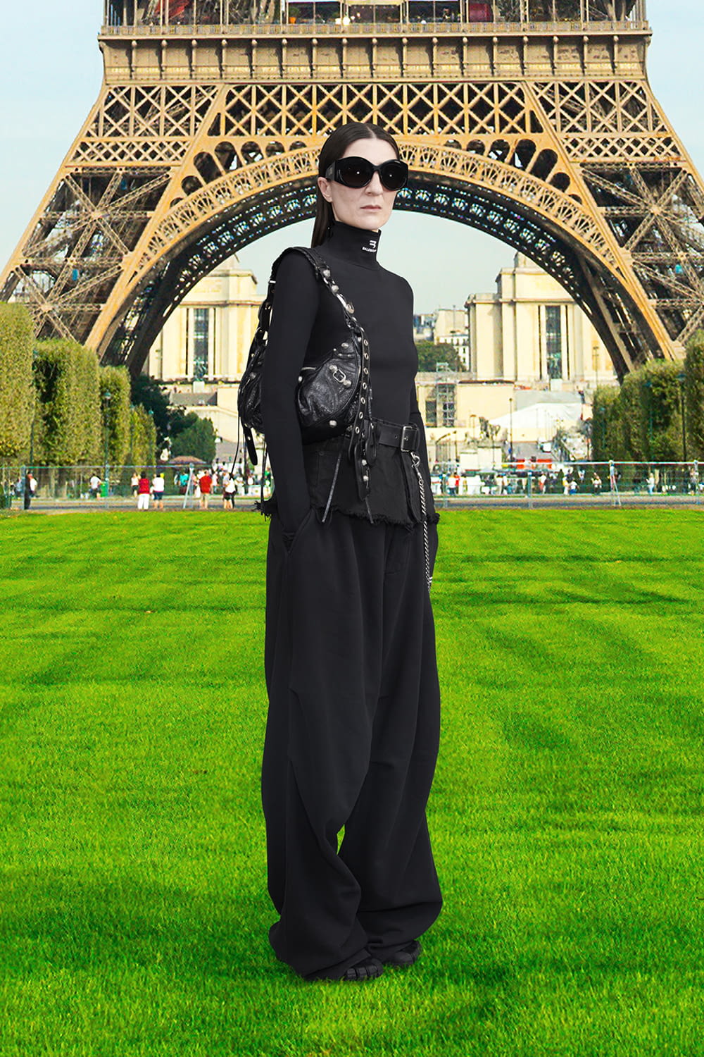 Fashion Week Paris Pre-Fall 2021 look 44 from the Balenciaga collection 女装
