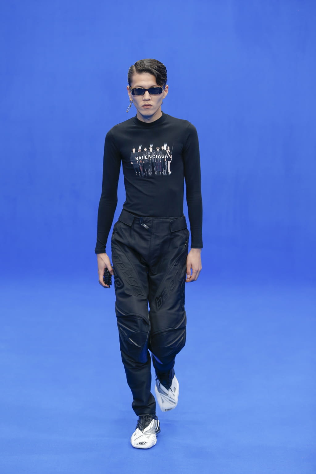 Fashion Week Paris Spring/Summer 2020 look 44 from the Balenciaga collection 女装