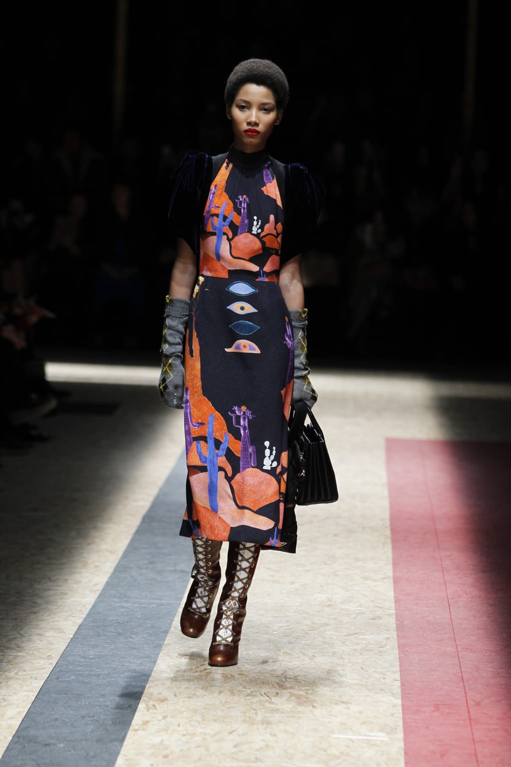 Fashion Week Milan Fall/Winter 2016 look 44 from the Prada collection 女装