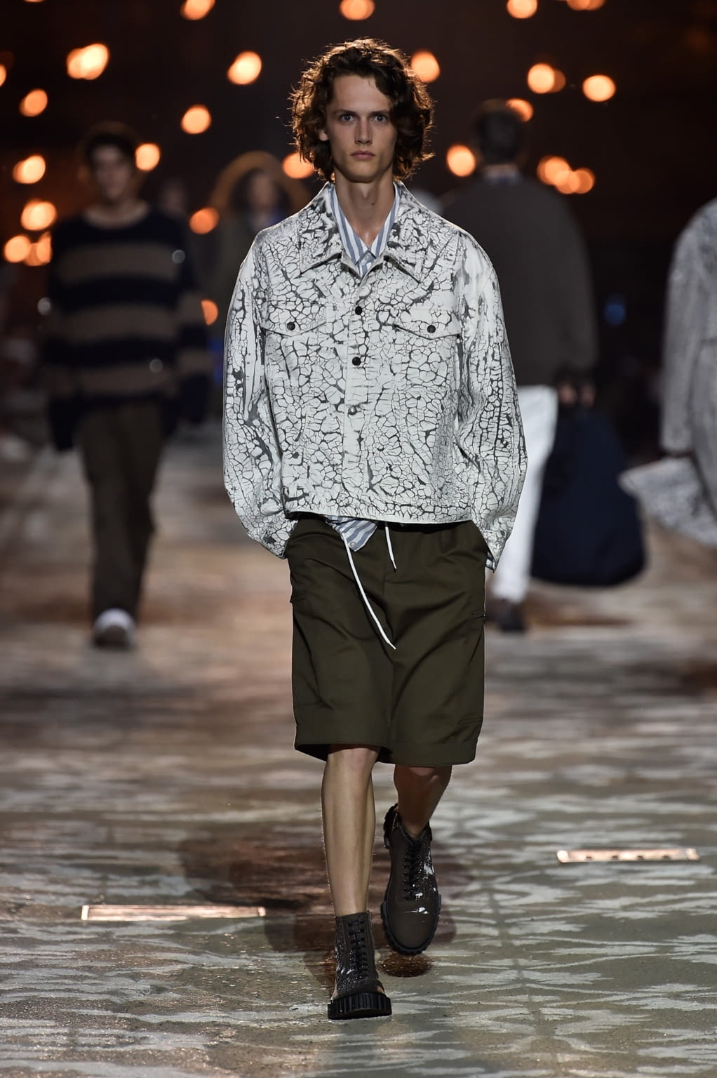 Fashion Week Florence Spring/Summer 2018 look 45 from the HUGO collection 男装