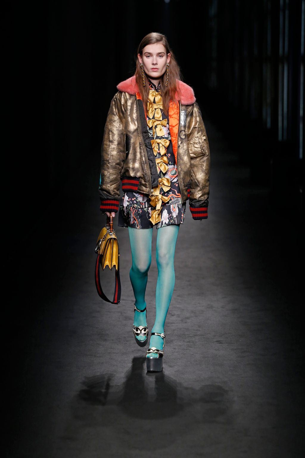 Fashion Week Milan Fall/Winter 2016 look 45 from the Gucci collection womenswear