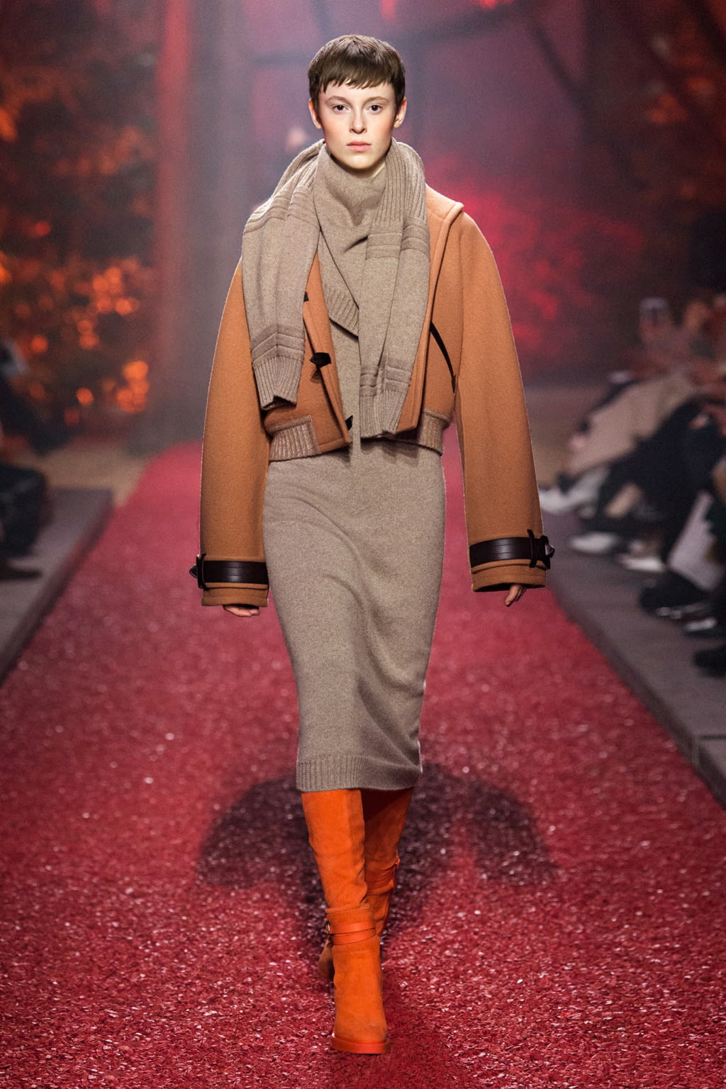 Fashion Week Paris Fall/Winter 2018 look 45 from the Hermès collection womenswear