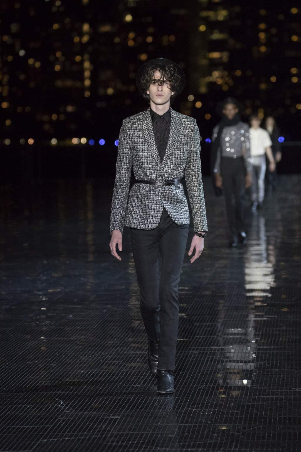 Fashion Week New York Spring/Summer 2019 look 47 from the Saint Laurent collection menswear
