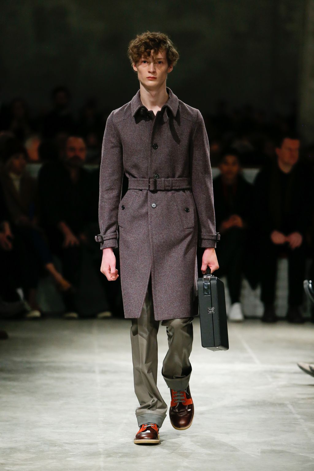 Fashion Week Milan Fall/Winter 2017 look 46 from the Prada collection menswear