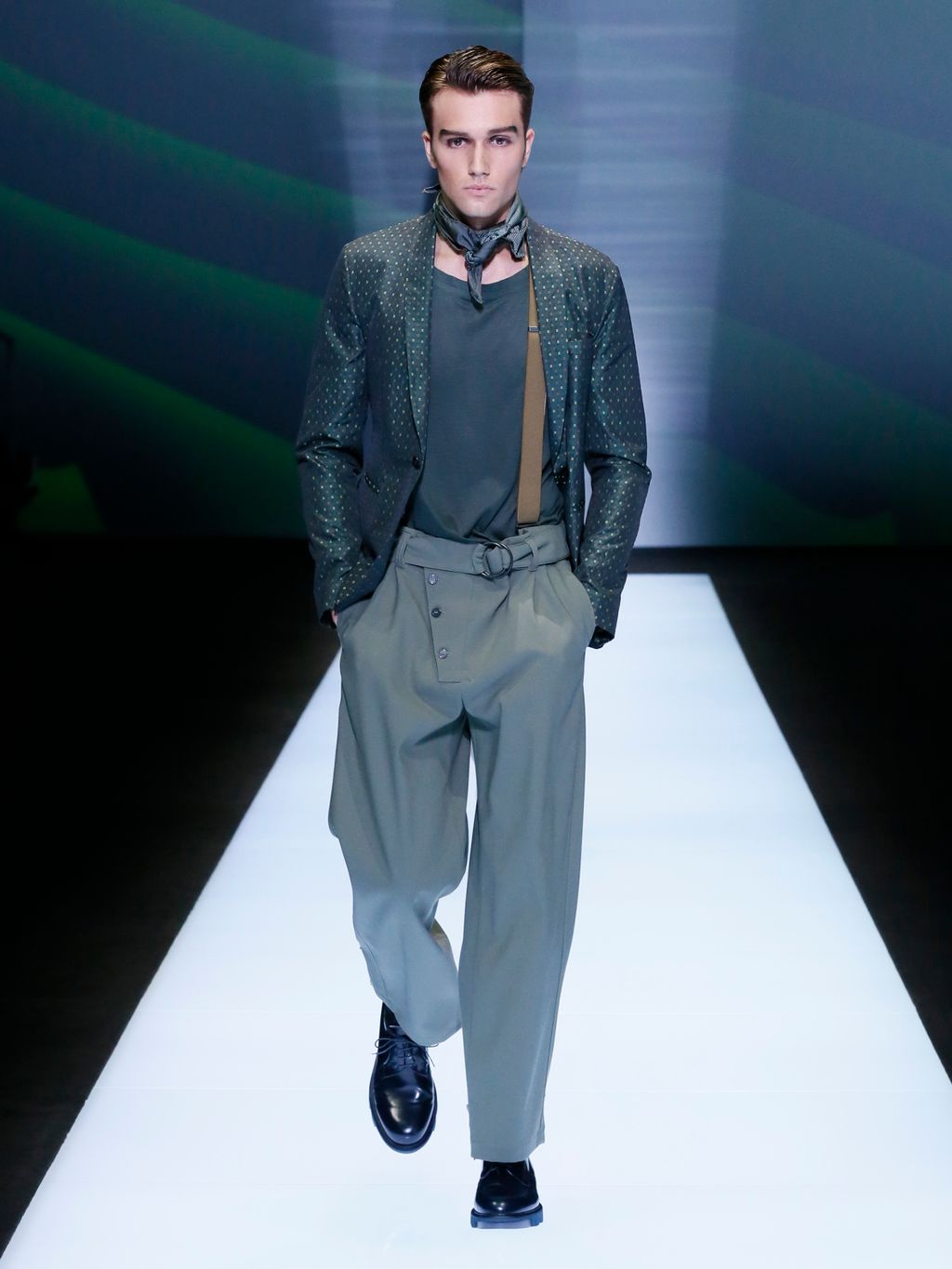 Fashion Week Milan Spring/Summer 2017 look 48 from the Emporio Armani collection menswear