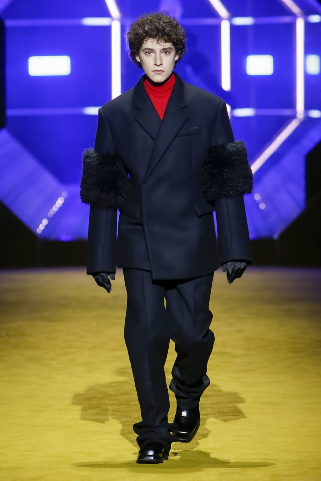 Fashion Week Milan Fall/Winter 2022 look 48 from the Prada collection 男装