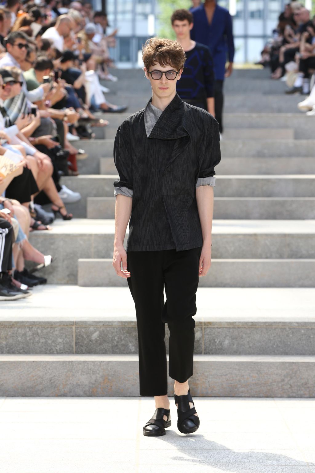 Fashion Week Paris Spring/Summer 2018 look 49 from the Issey Miyake Men collection menswear