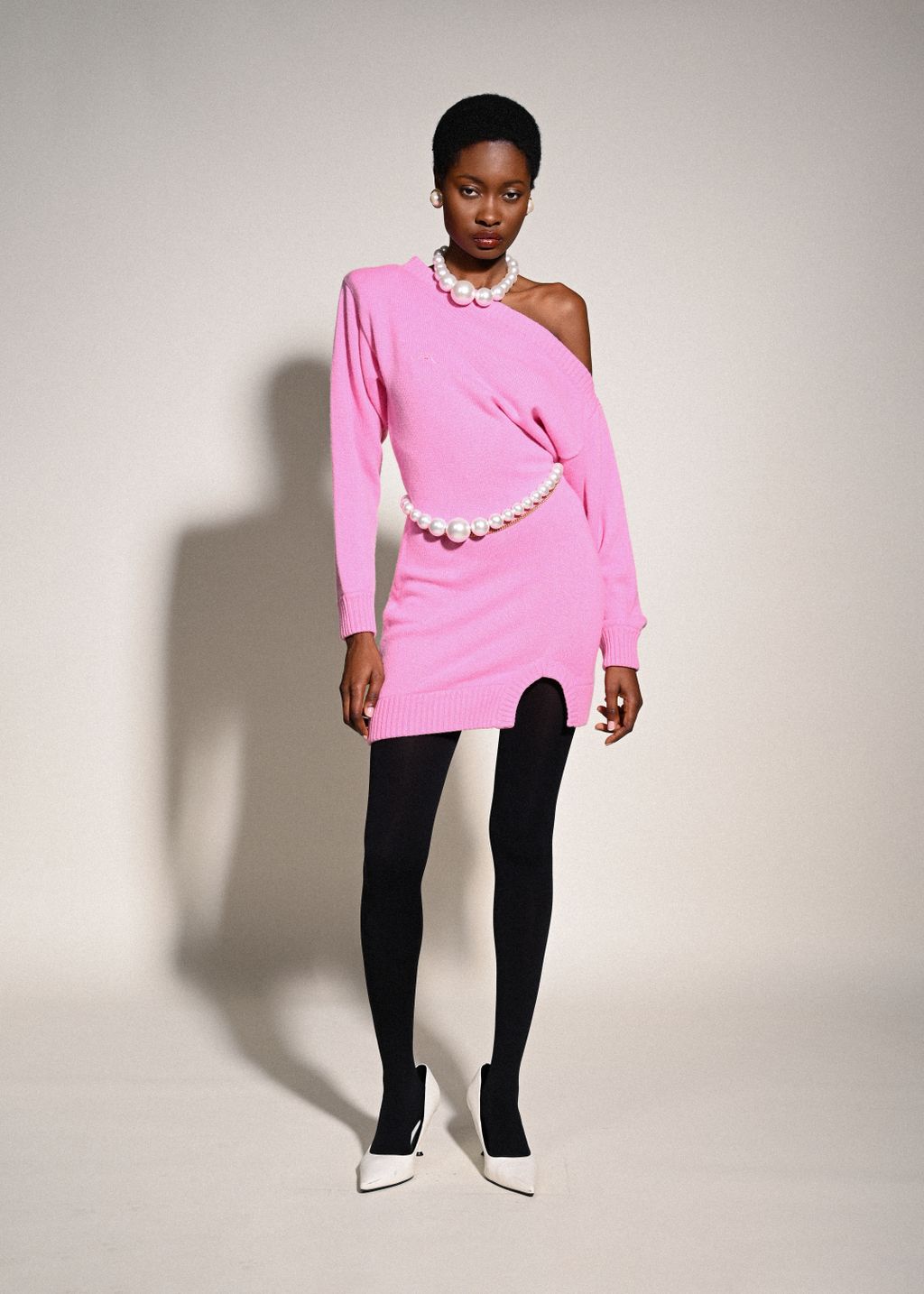 Fashion Week Paris Pre-Fall 2023 look 49 from the ROWEN ROSE collection 女装