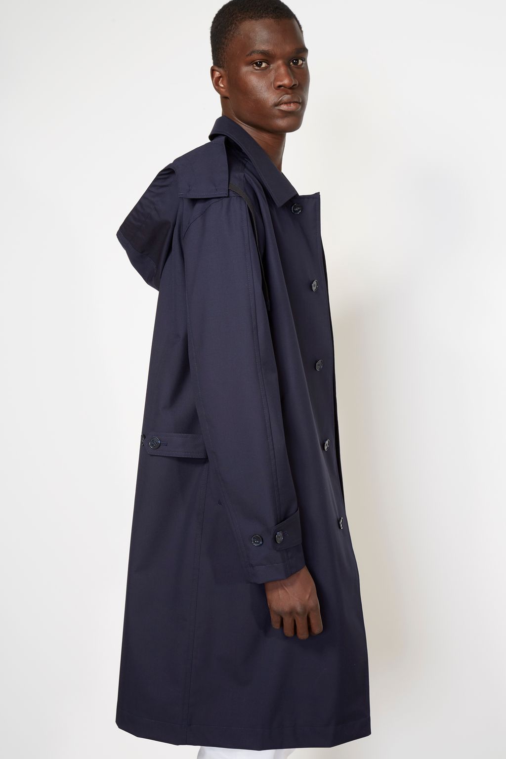 Fashion Week Paris Spring/Summer 2021 look 49 from the Officine Générale collection menswear