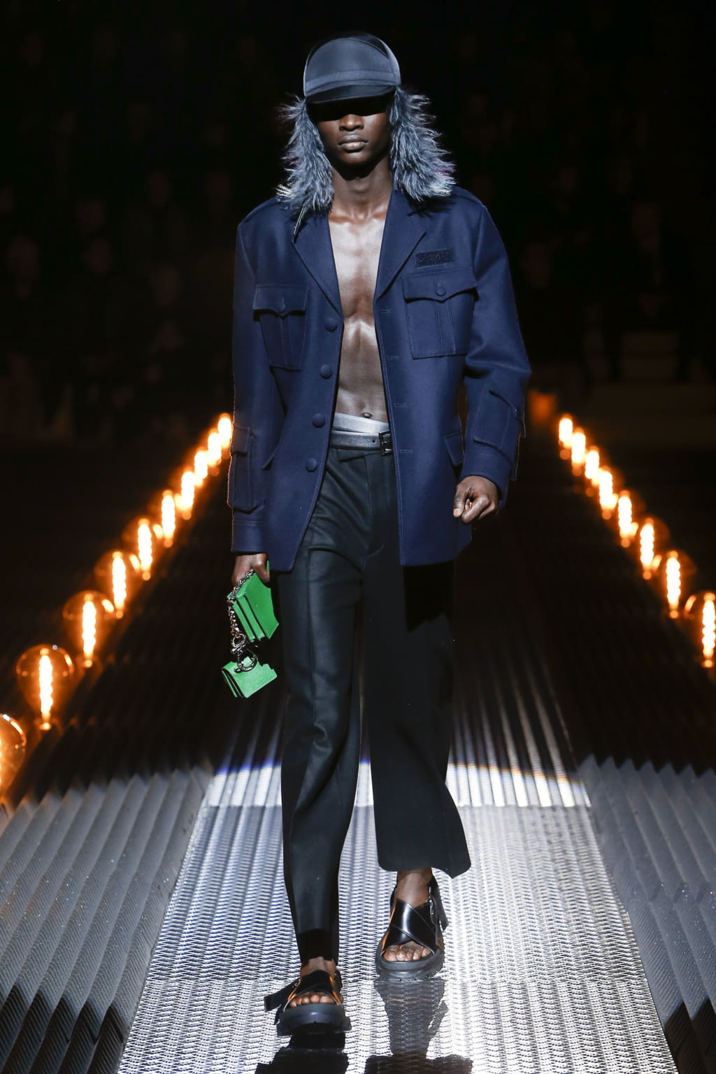 Fashion Week Milan Fall/Winter 2019 look 49 from the Prada collection 男装