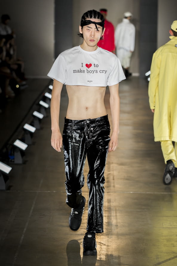 Fashion Week Milan Spring/Summer 2018 look 21 from the M1992 collection 男装