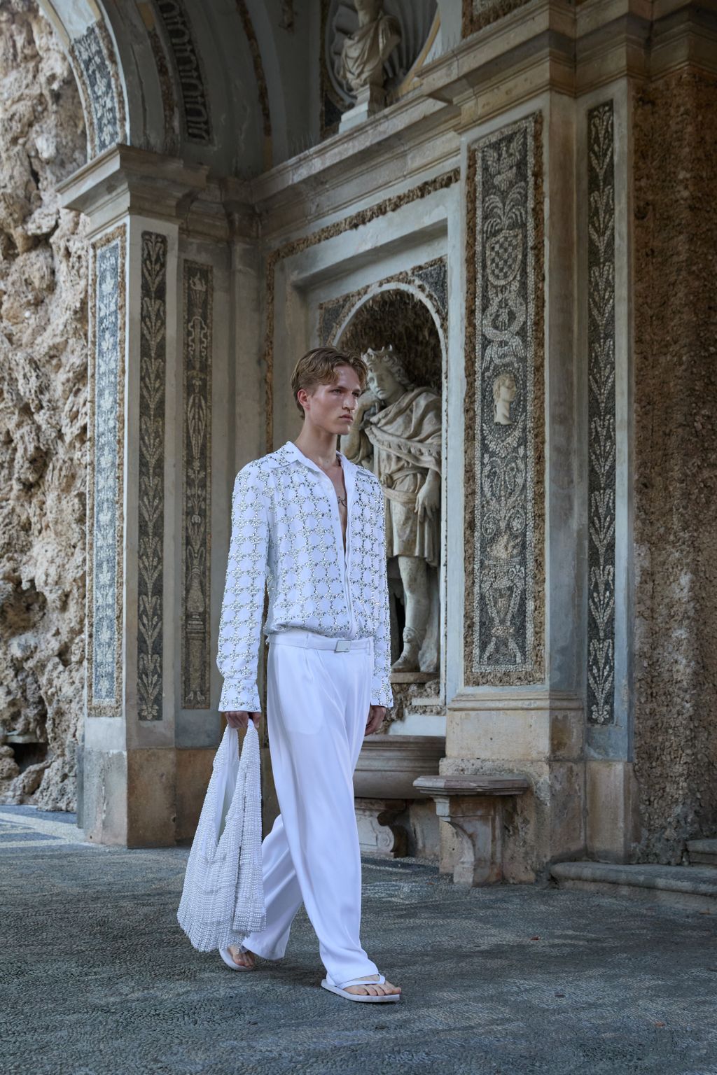 Fashion Week Paris Spring/Summer 2026 look 32 from the ROWEN ROSE collection menswear