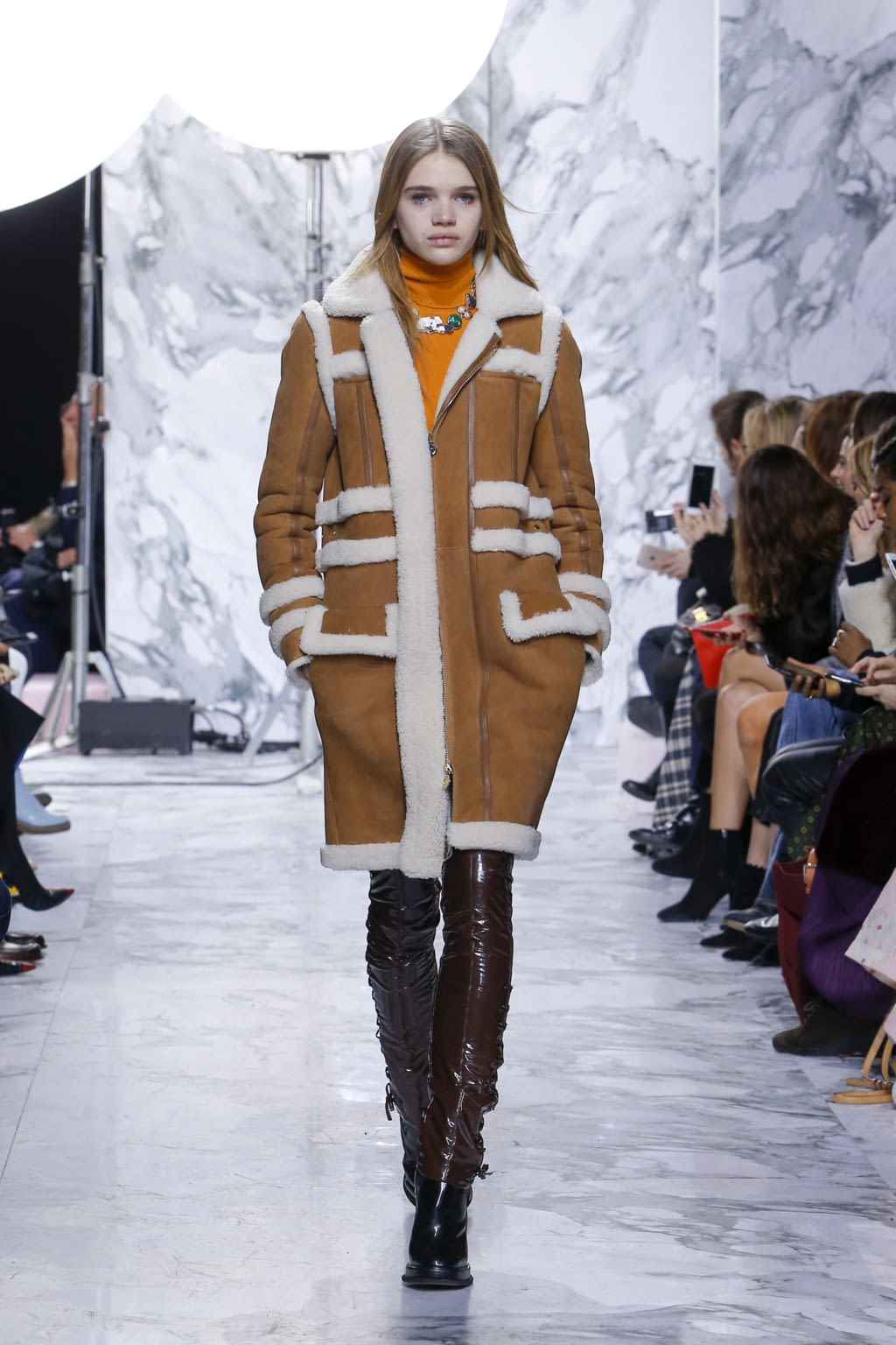 Fashion Week Paris Fall/Winter 2016 look 5 from the Carven collection womenswear