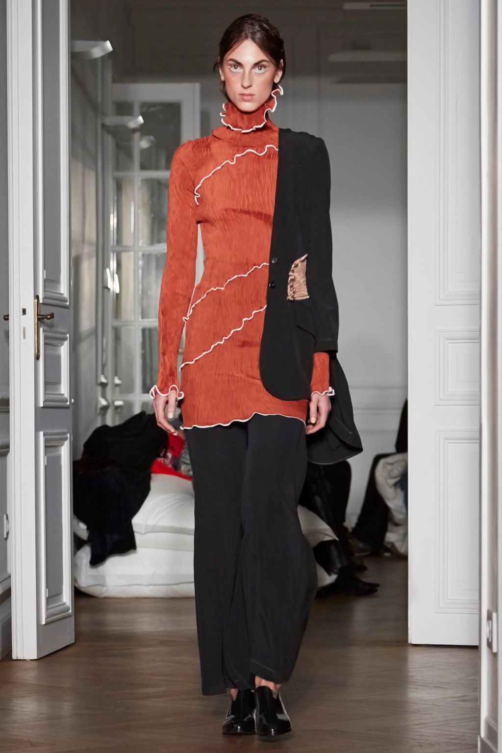 Fashion Week Paris Fall/Winter 2016 look 5 from the Peet Dullaert collection 女装