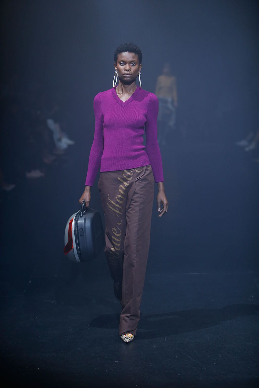 Fashion Week Paris Spring/Summer 2018 look 50 from the Balenciaga collection womenswear