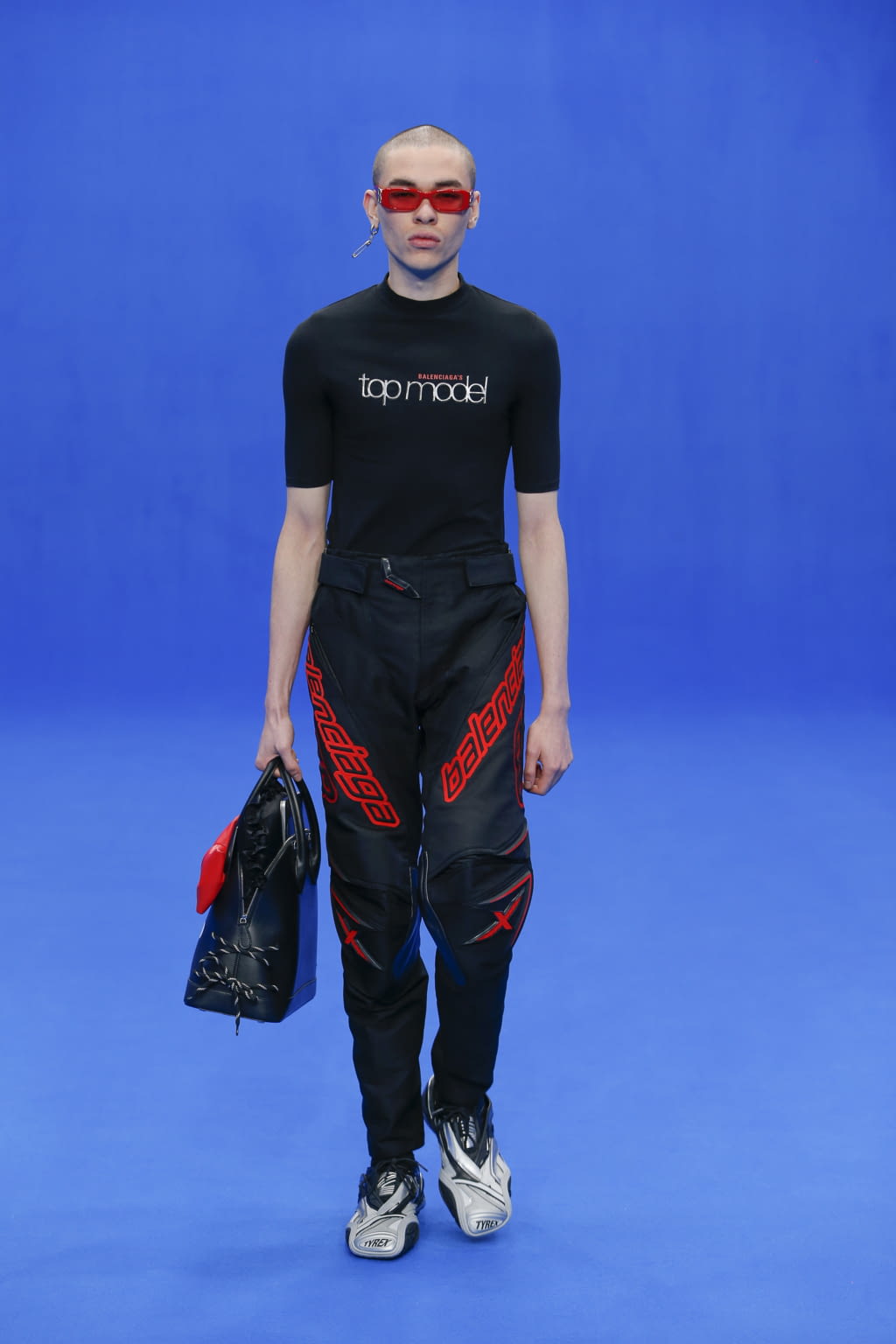 Fashion Week Paris Spring/Summer 2020 look 50 from the Balenciaga collection 女装
