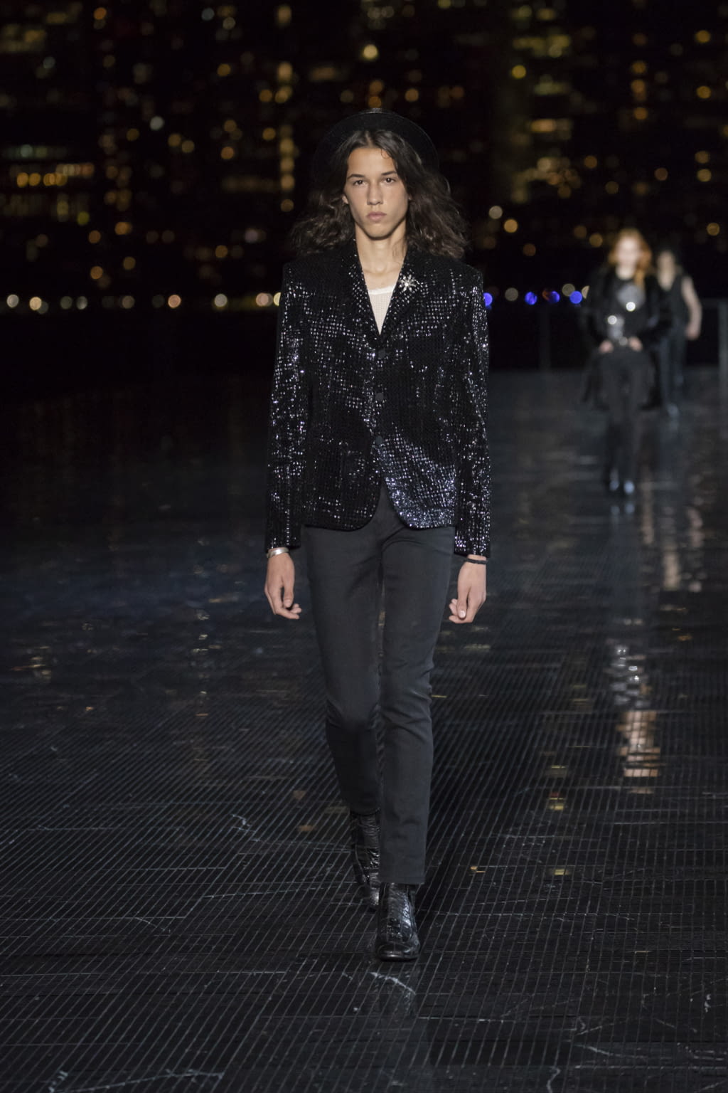 Fashion Week New York Spring/Summer 2019 look 50 from the Saint Laurent collection menswear