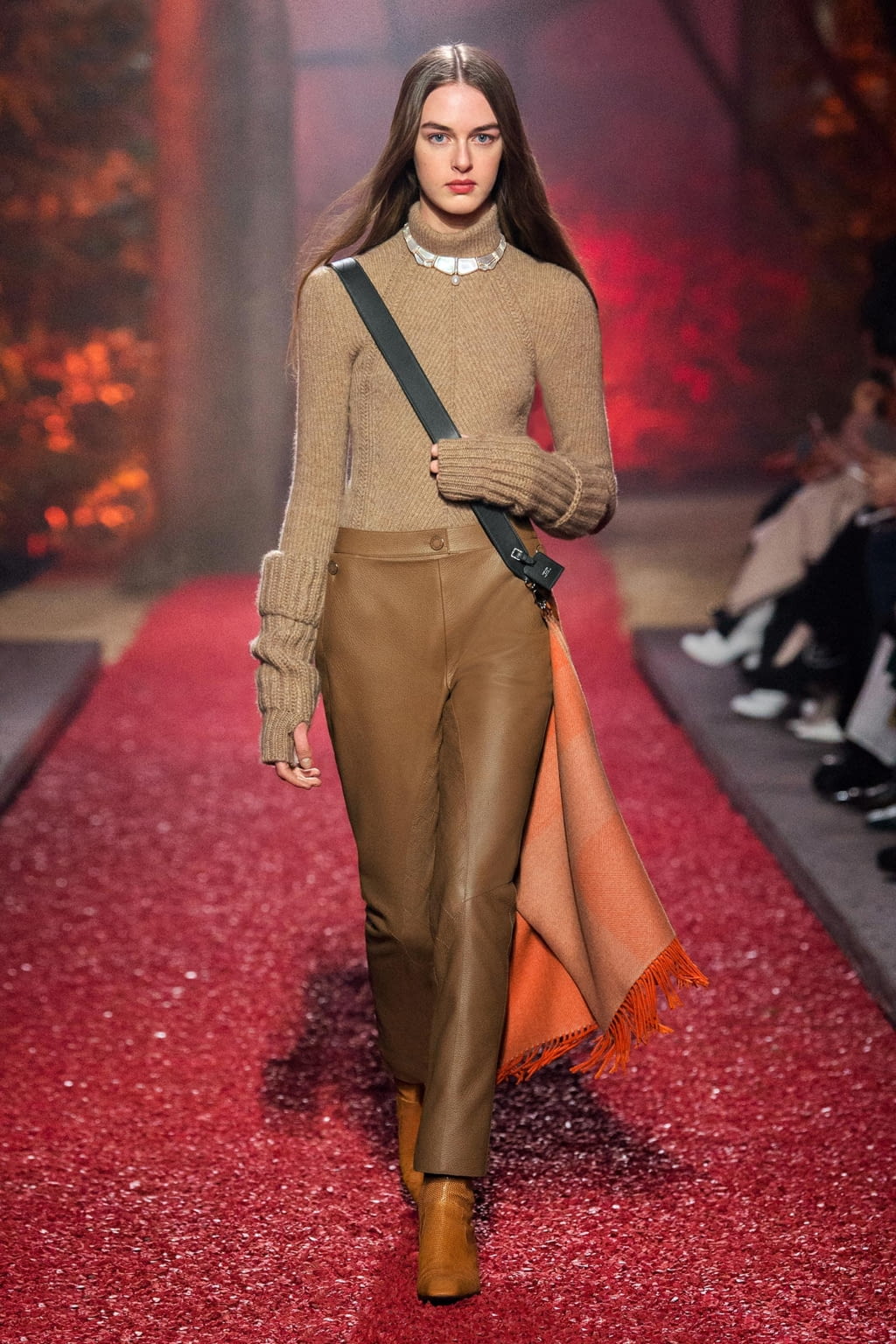 Fashion Week Paris Fall/Winter 2018 look 51 from the Hermès collection womenswear