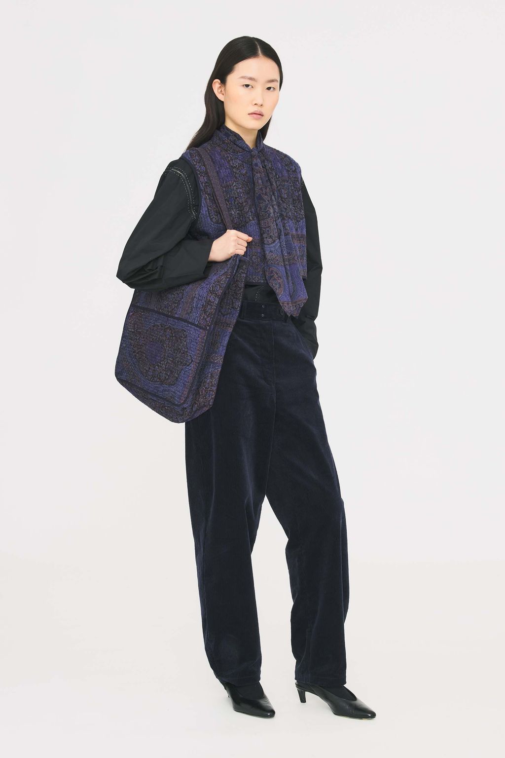 Fashion Week Paris Fall/Winter 2025 look 51 from the Antik Batik collection 女装