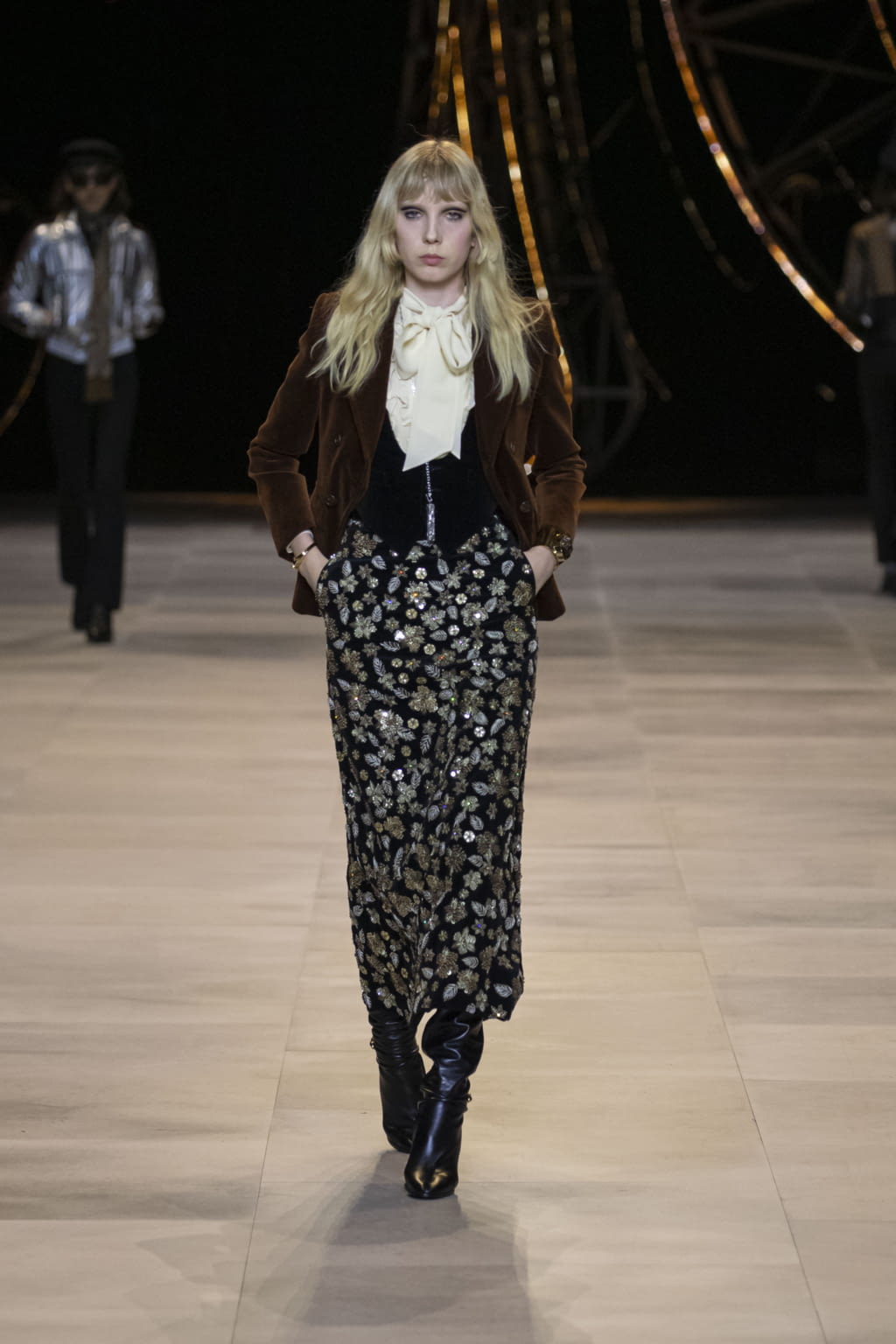 Fashion Week Paris Fall/Winter 2020 look 52 from the Celine collection womenswear