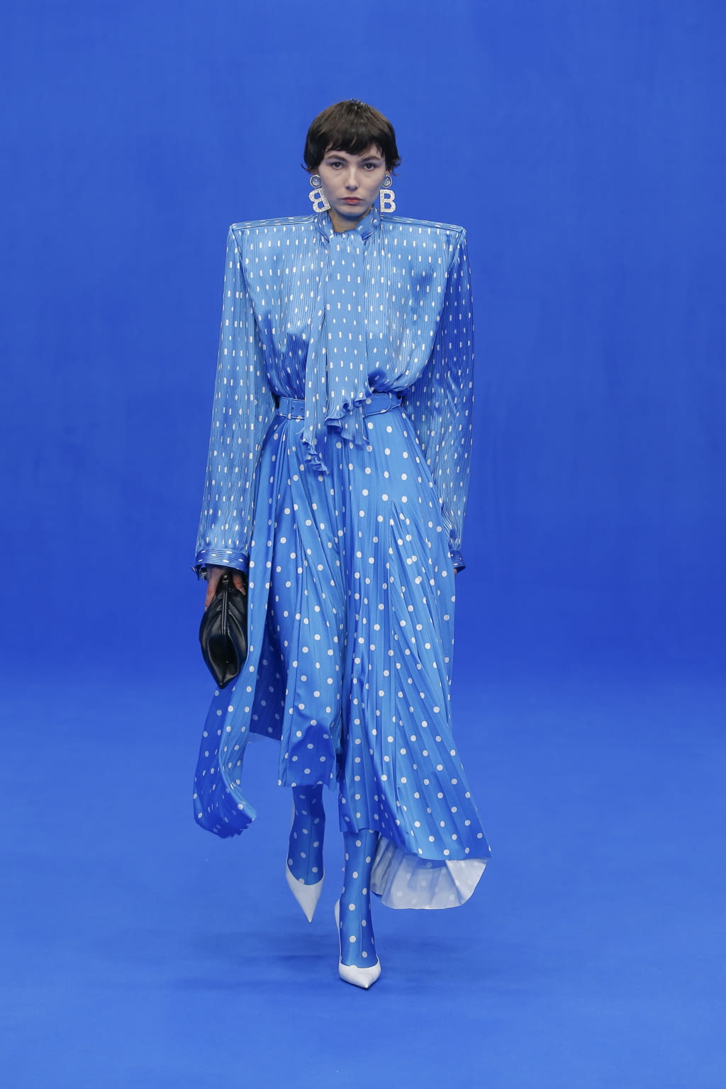 Fashion Week Paris Spring/Summer 2020 look 53 from the Balenciaga collection womenswear