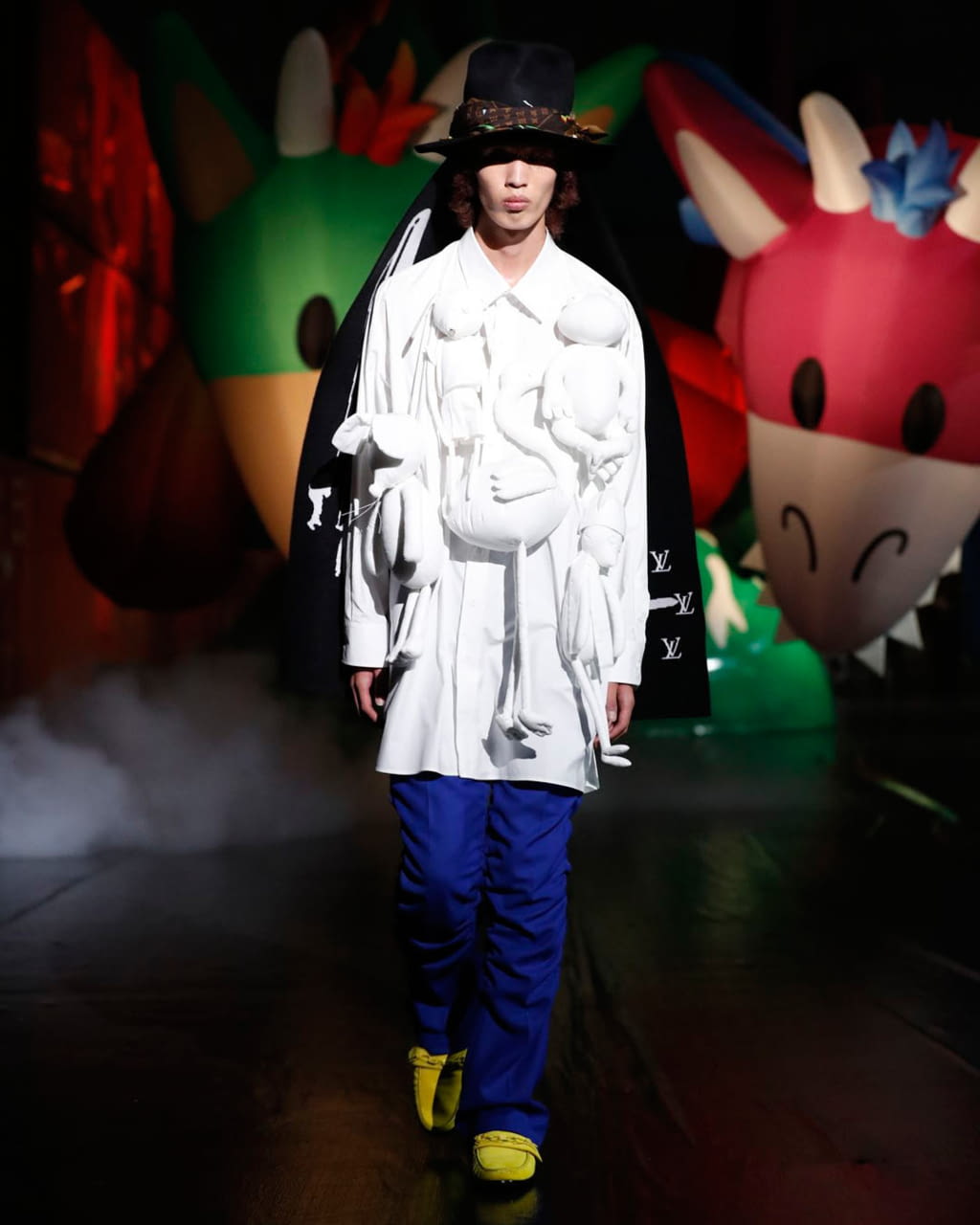 Fashion Week Paris Spring/Summer 2021 look 115 from the Louis Vuitton collection menswear