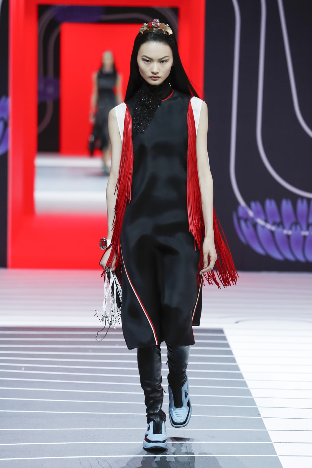 Fashion Week Milan Fall/Winter 2020 look 55 from the Prada collection 女装