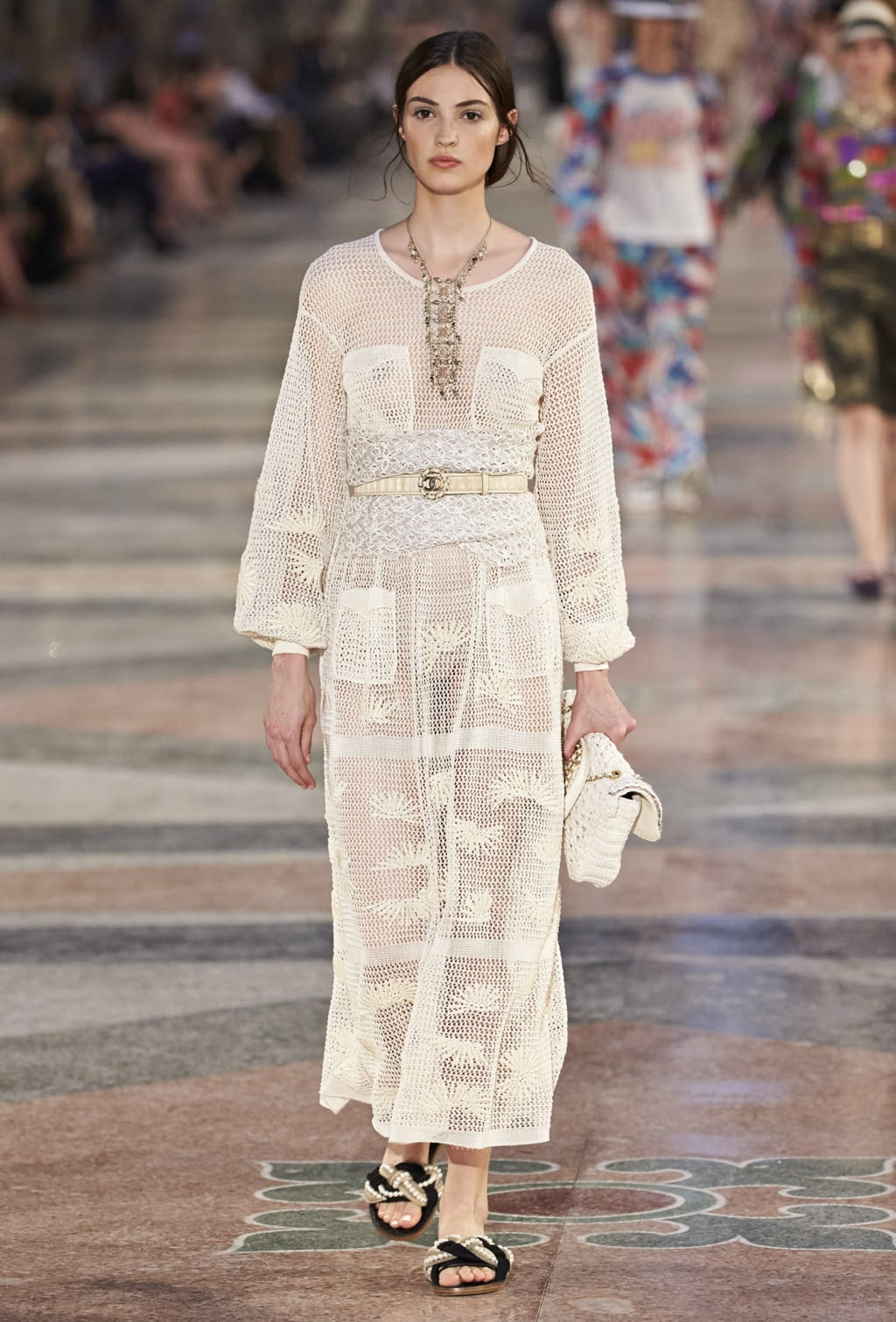 Fashion Week Paris Resort 2017 look 56 from the Chanel collection 女装
