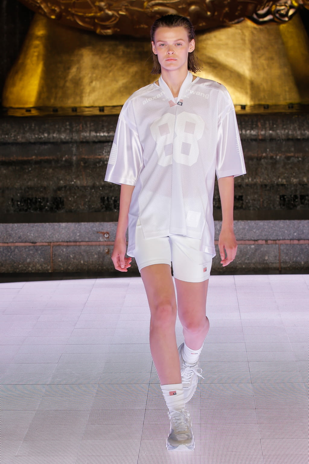 Fashion Week New York Spring/Summer 2020 look 57 from the Alexander Wang collection 女装