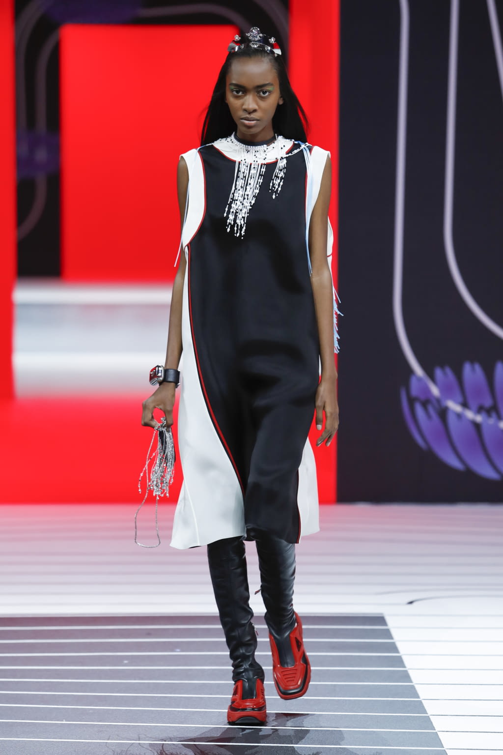 Fashion Week Milan Fall/Winter 2020 look 57 from the Prada collection womenswear