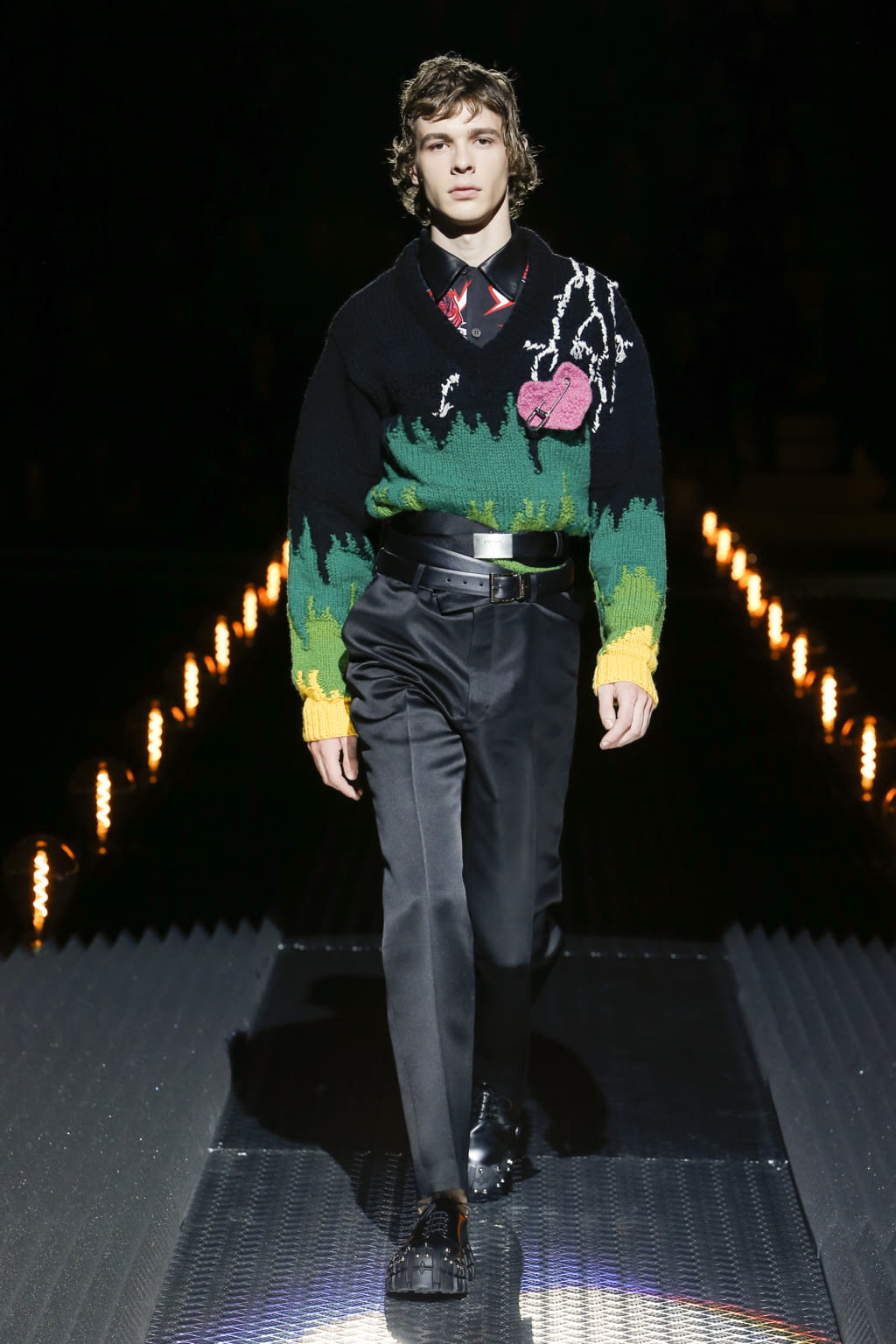 Fashion Week Milan Fall/Winter 2019 look 58 from the Prada collection menswear