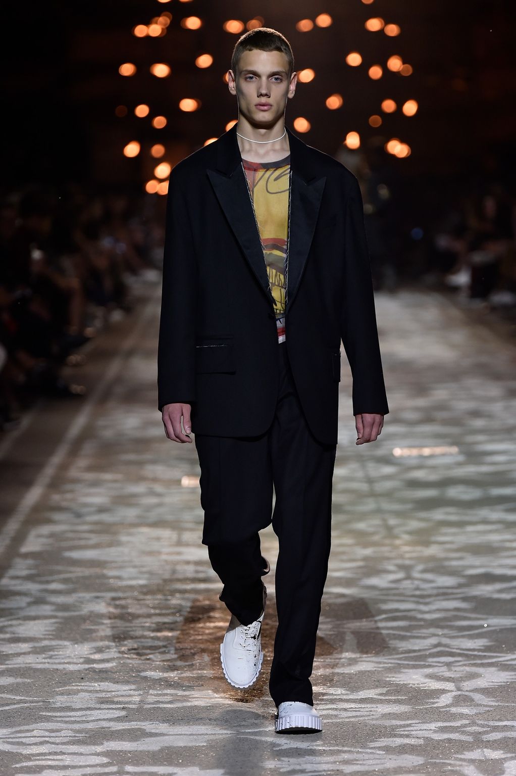 Fashion Week Florence Spring/Summer 2018 look 59 from the HUGO collection 男装