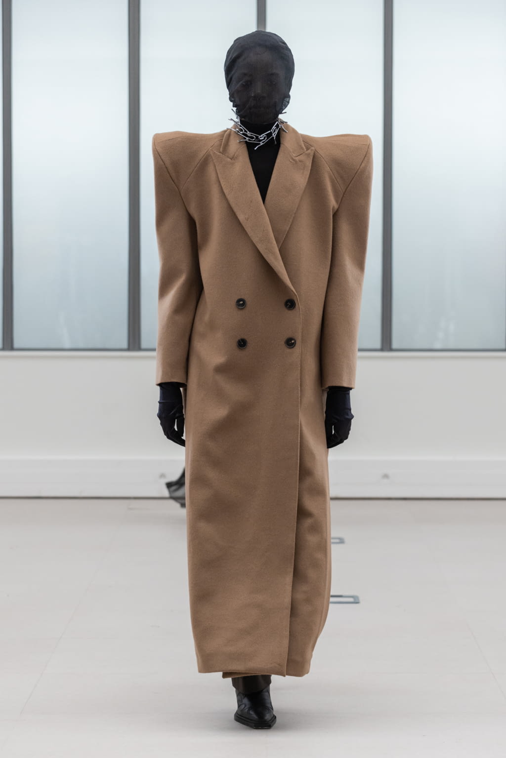 Fashion Week Paris Fall/Winter 2022 look 59 de la collection IFM PARIS womenswear