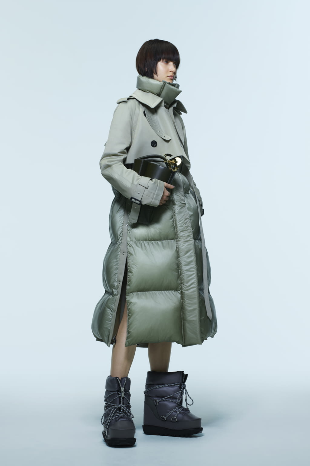 Fashion Week Paris Pre-Fall 2022 look 6 from the Sacai collection 女装