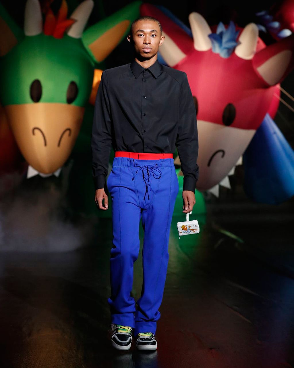 Fashion Week Paris Spring/Summer 2021 look 121 from the Louis Vuitton collection 男装