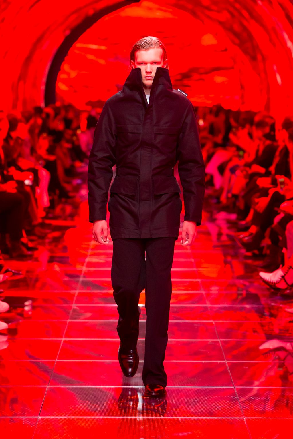 Fashion Week Paris Spring/Summer 2019 look 64 de la collection Balenciaga menswear