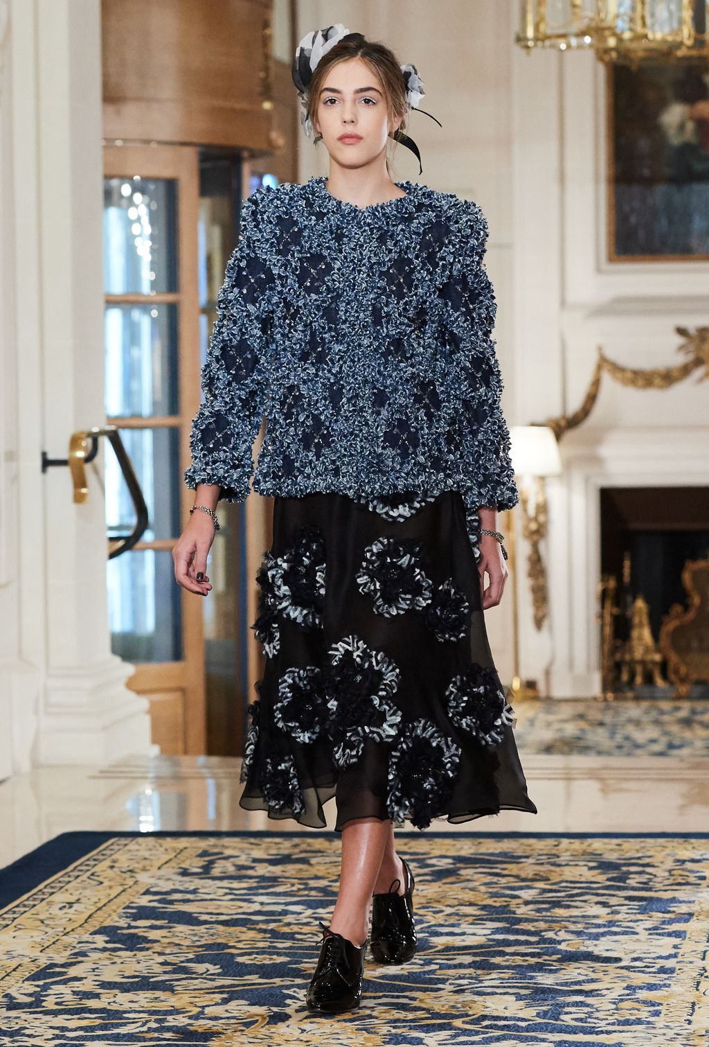 Fashion Week Paris Pre-Fall 2017 look 65 from the Chanel collection womenswear