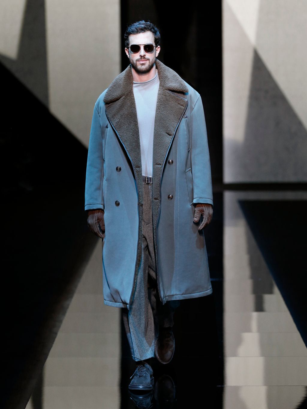 Fashion Week Milan Fall/Winter 2017 look 66 from the Giorgio Armani collection menswear