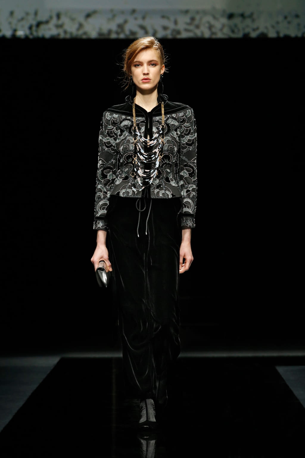 Fashion Week Milan Fall/Winter 2020 look 66 from the Giorgio Armani collection womenswear