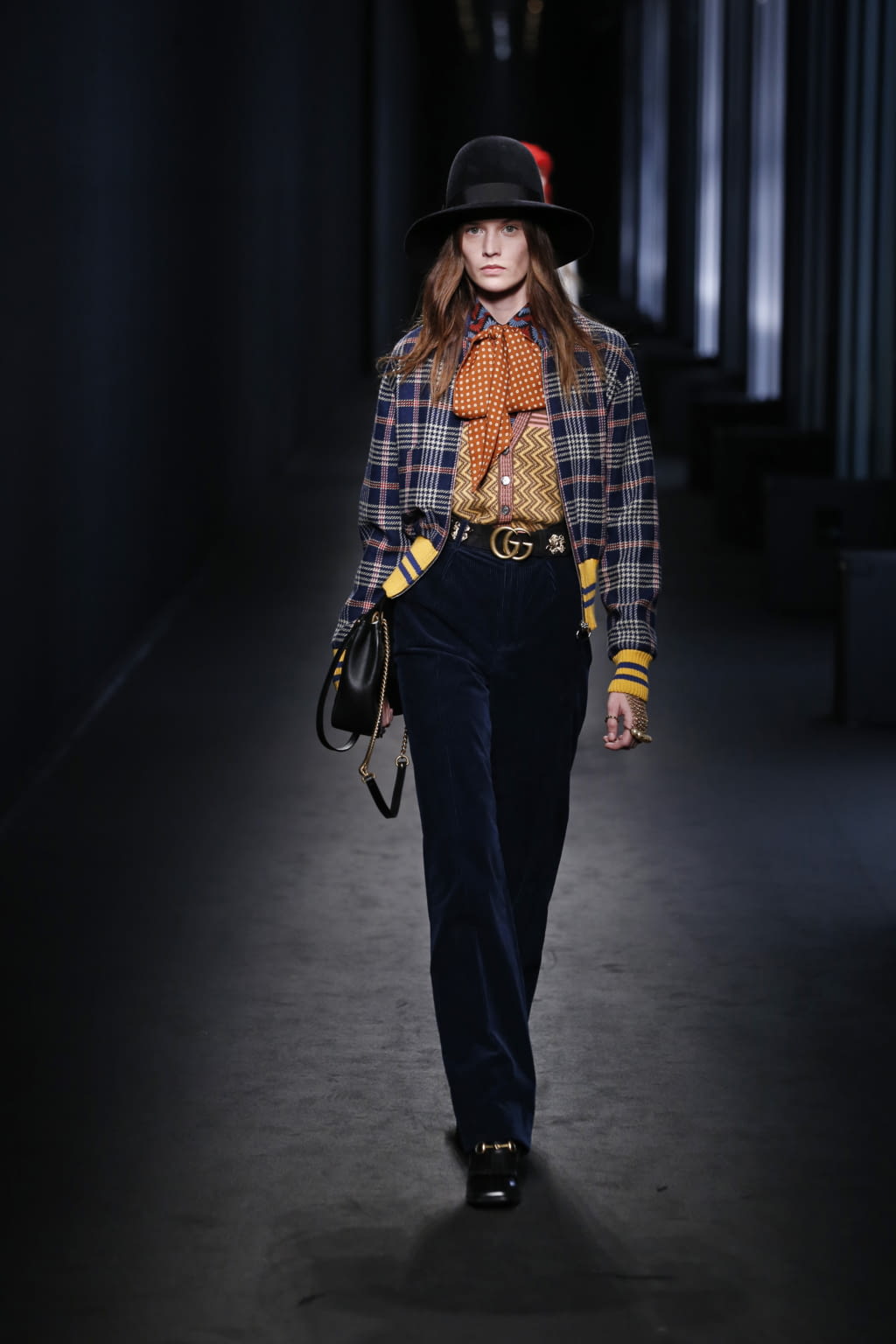Fashion Week Milan Fall/Winter 2016 look 67 from the Gucci collection womenswear