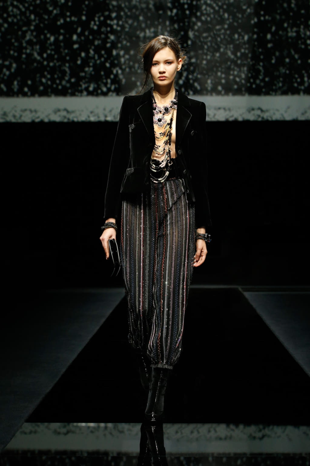 Fashion Week Milan Fall/Winter 2020 look 67 from the Giorgio Armani collection womenswear