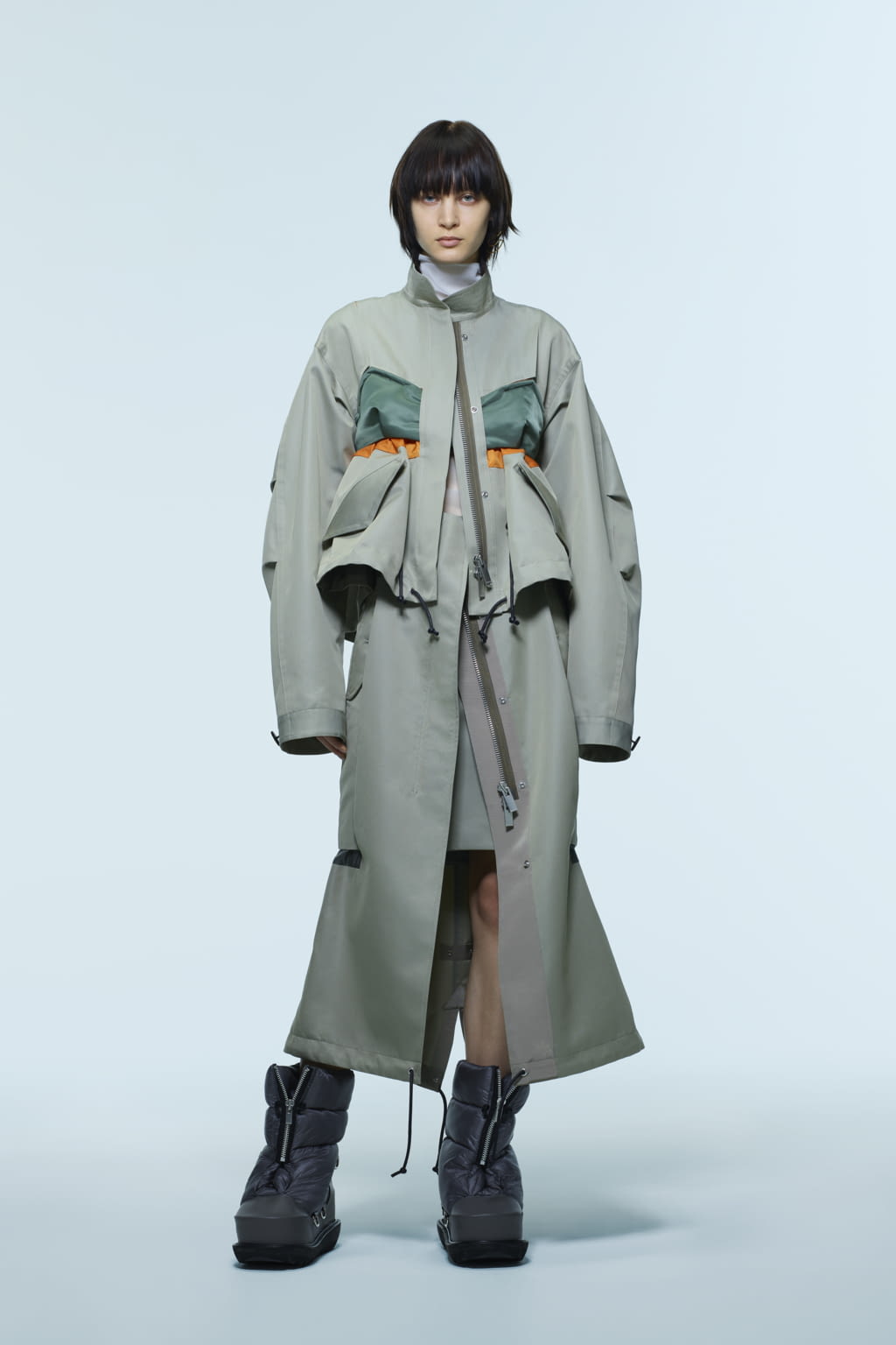 Fashion Week Paris Pre-Fall 2022 look 7 de la collection Sacai womenswear