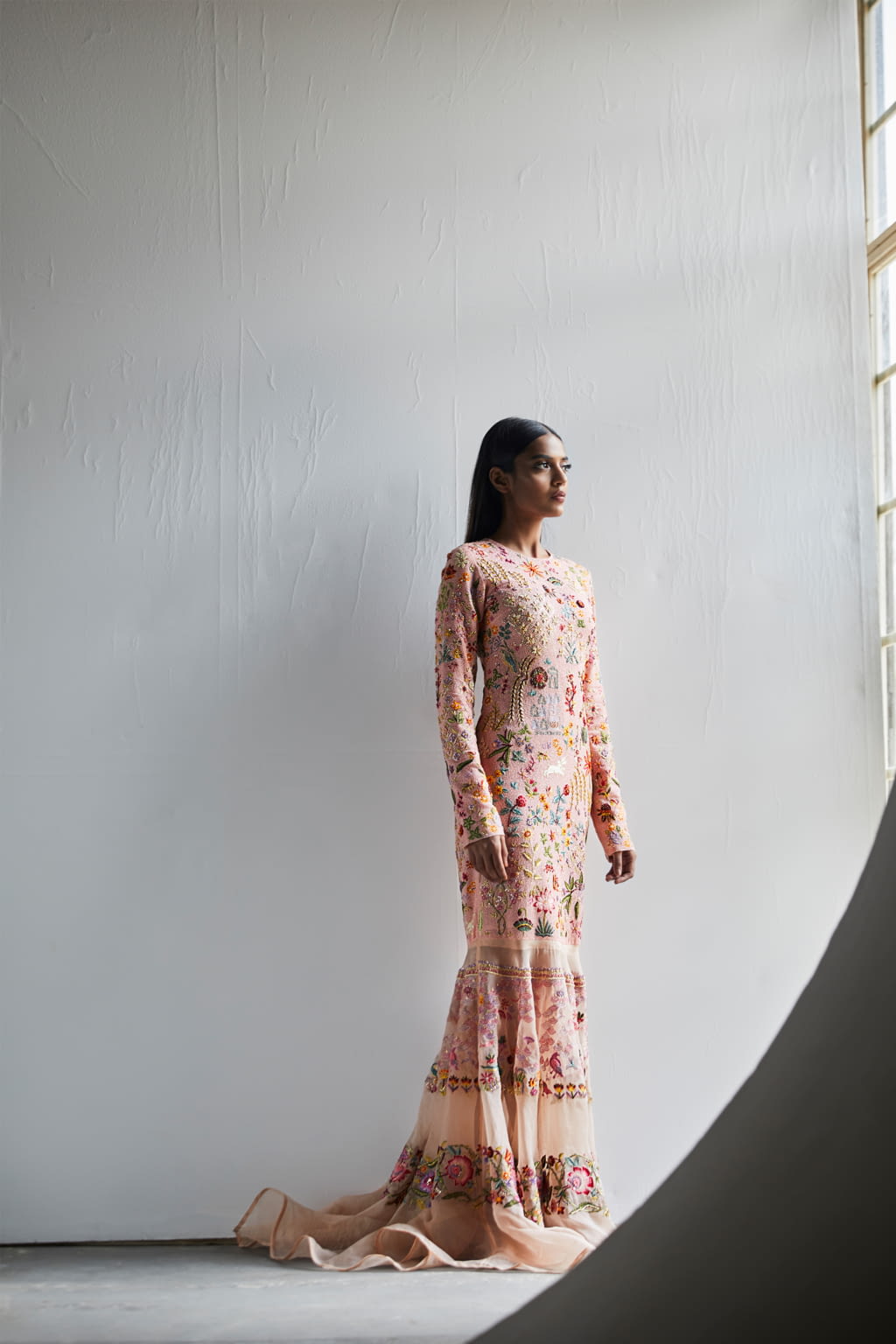 Fashion Week Paris Fall/Winter 2020 look 7 from the Rahul Mishra collection couture