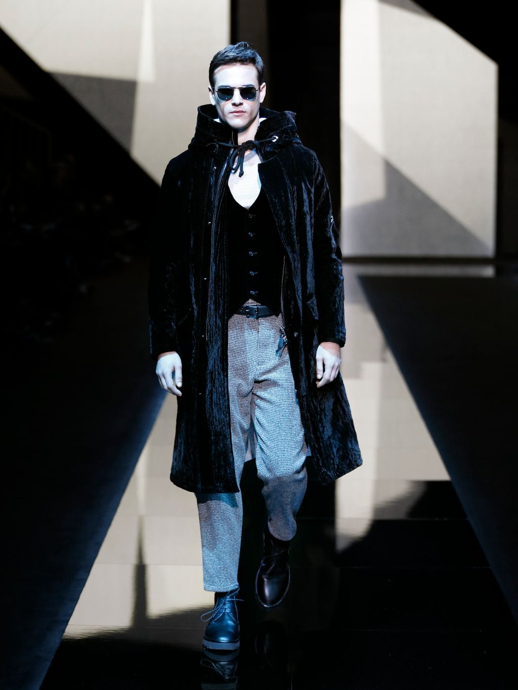 Fashion Week Milan Fall/Winter 2017 look 71 from the Giorgio Armani collection 男装