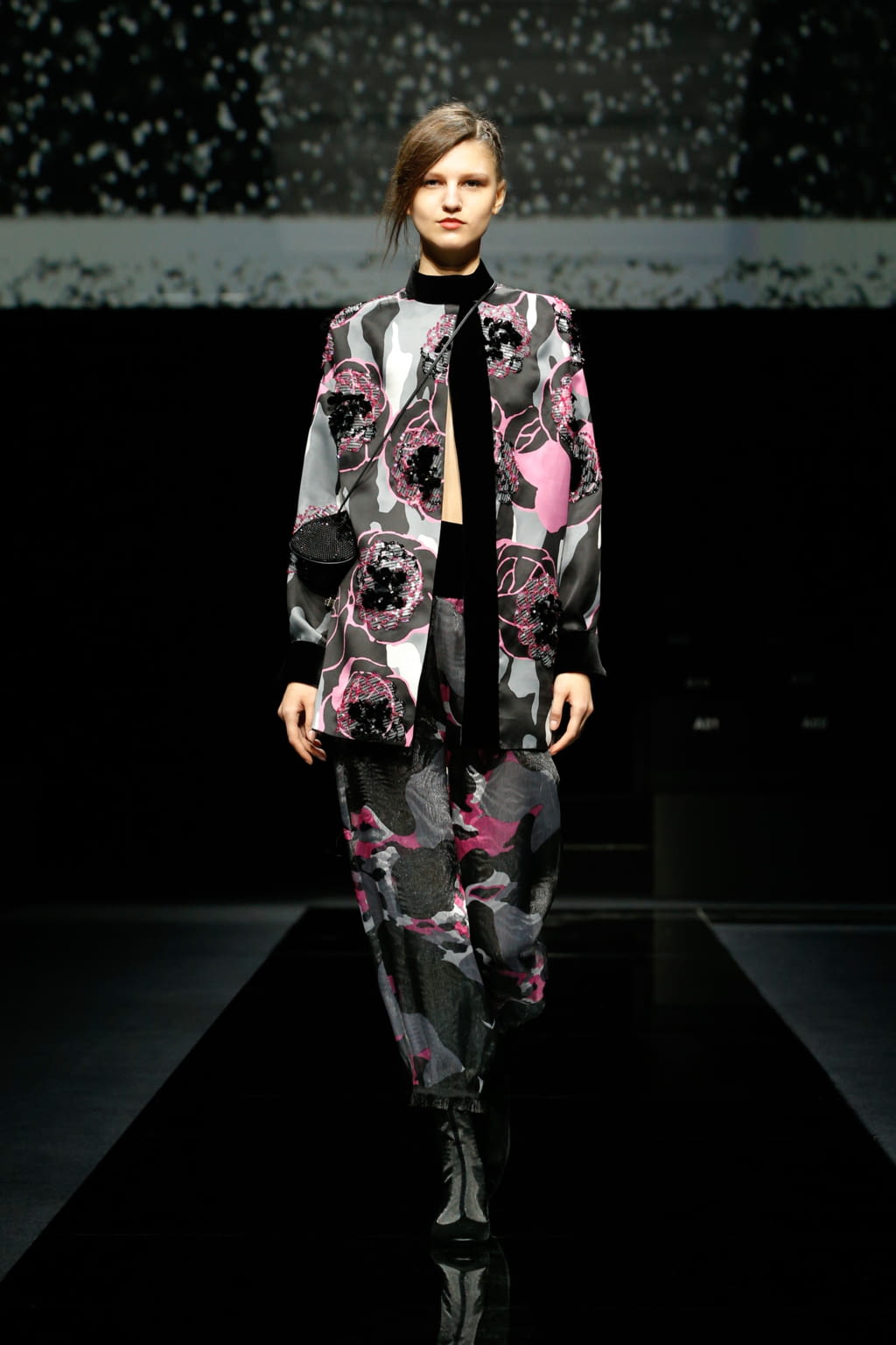Fashion Week Milan Fall/Winter 2020 look 72 from the Giorgio Armani collection womenswear