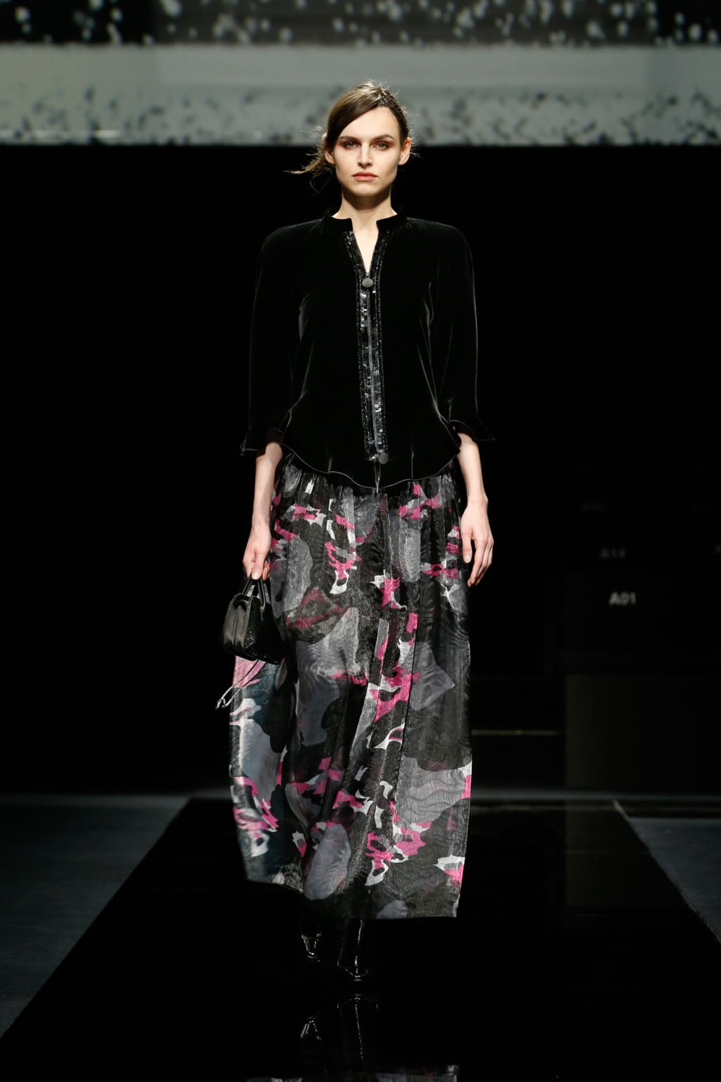 Fashion Week Milan Fall/Winter 2020 look 73 from the Giorgio Armani collection womenswear