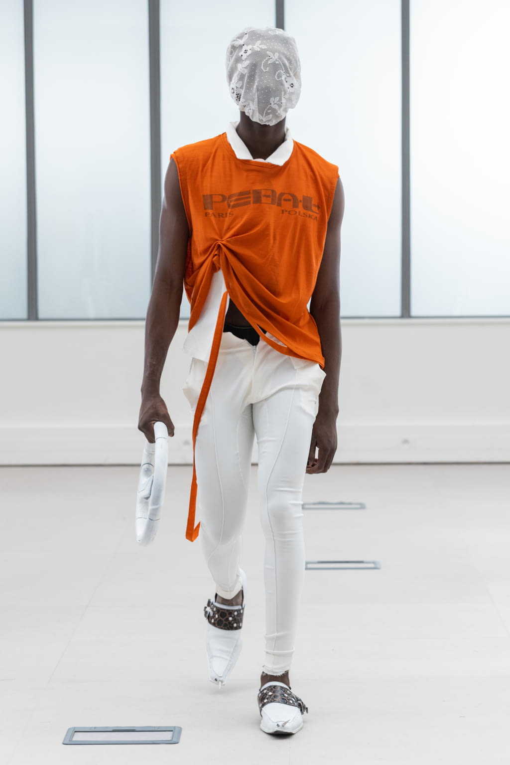 Fashion Week Paris Fall/Winter 2022 look 73 from the IFM PARIS collection womenswear