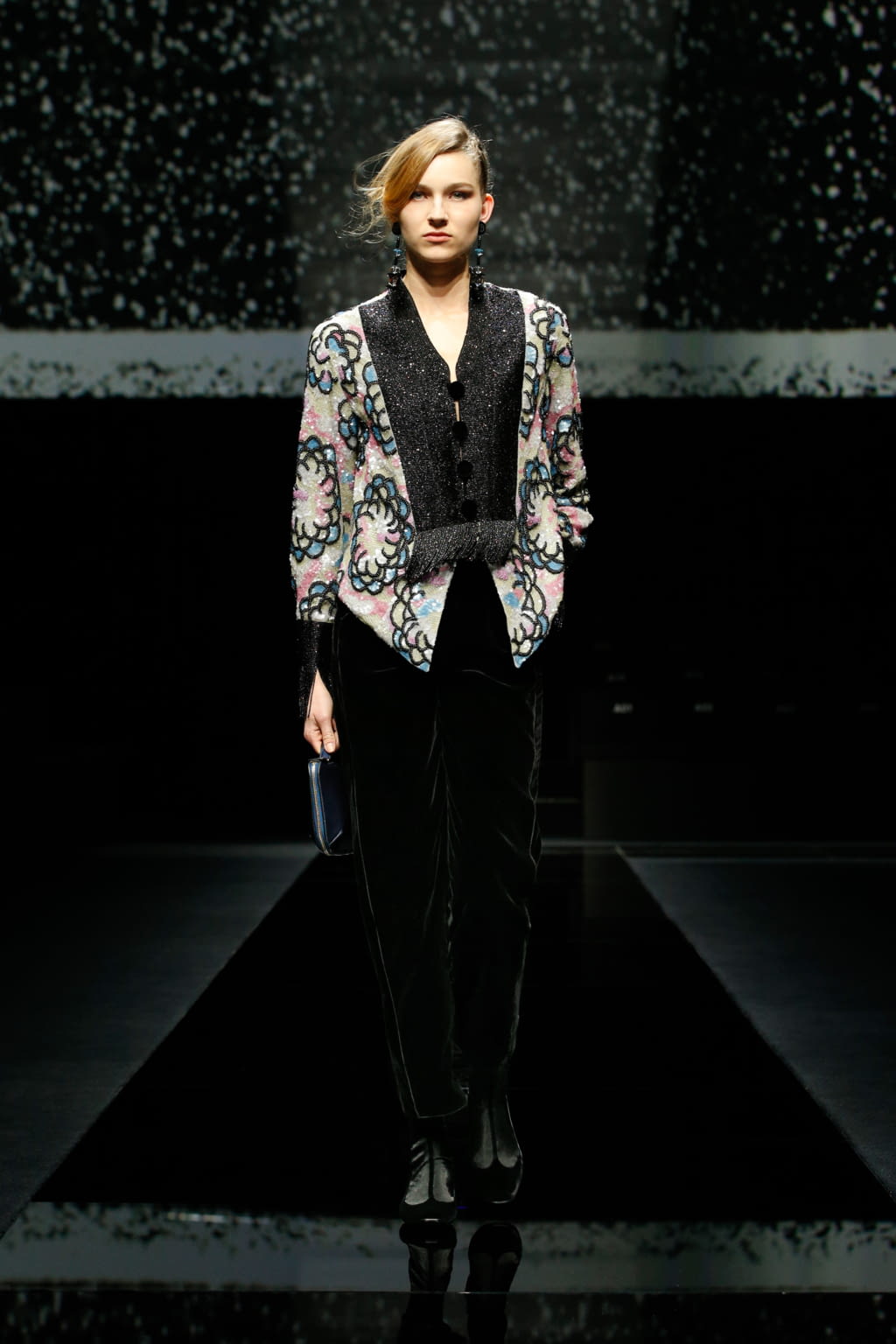 Fashion Week Milan Fall/Winter 2020 look 77 de la collection Giorgio Armani womenswear