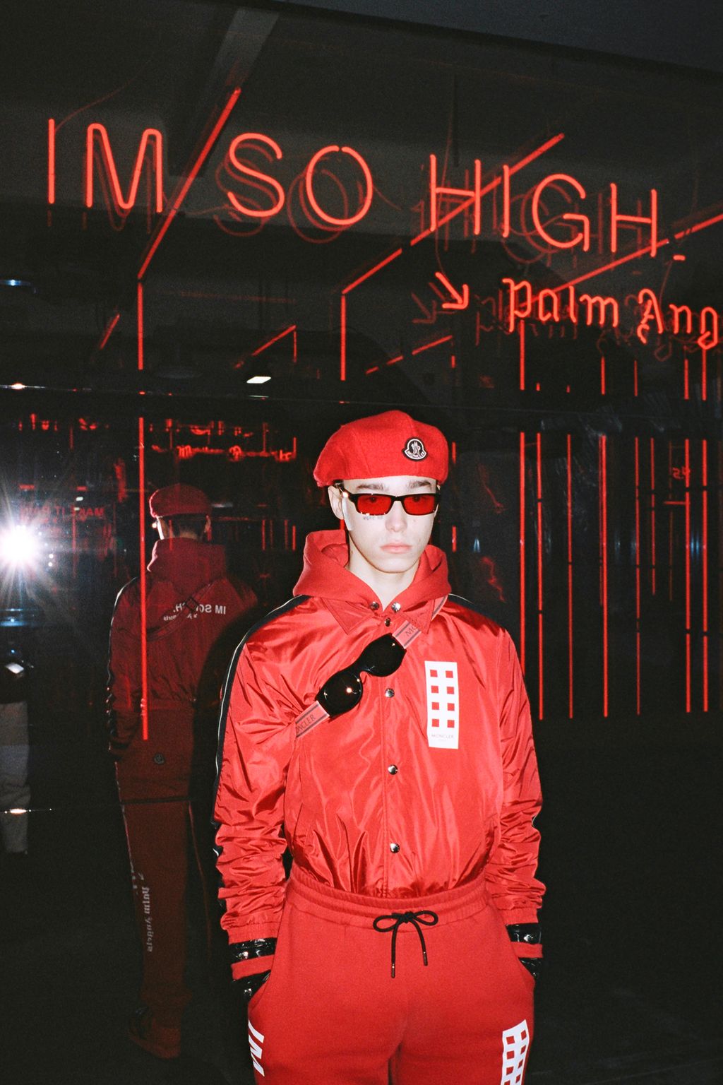 Fashion Week Milan Fall/Winter 2018 look 1 from the 8 Moncler Palm Angels collection 男装